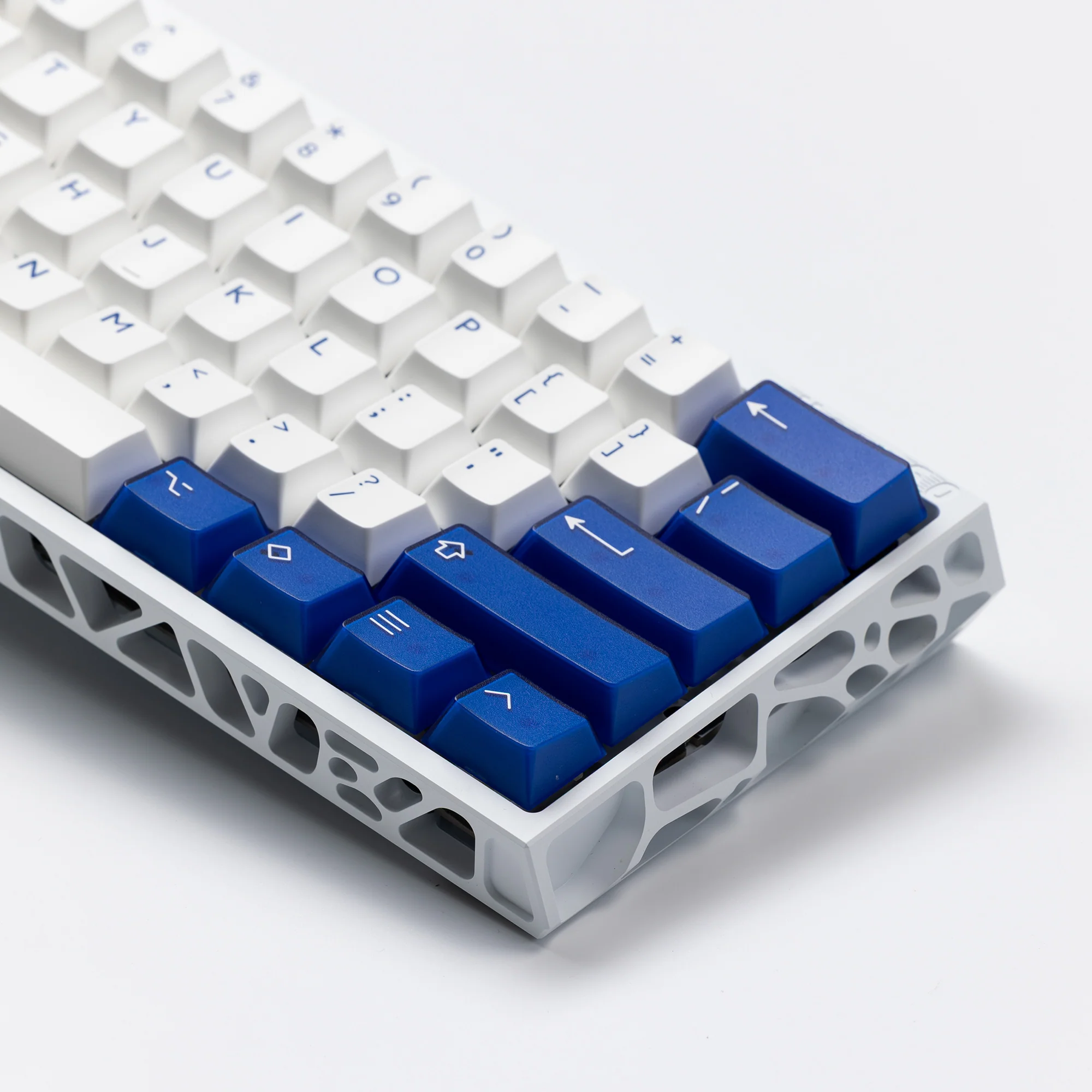 Ready to use Holy60 Keyboard with PBTfans Klein Blue R3